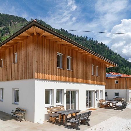 4Luxurioeses Ferienhaus In Traumhafter Landschaft Döbriach Exterior foto